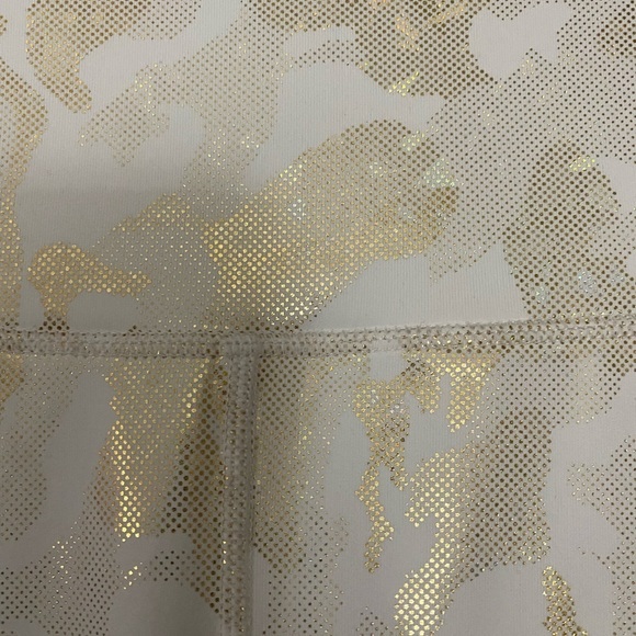 Mono b white and gold camouflage leggings - Picture 5 of 7